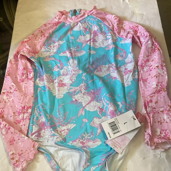 Love Shack Fancy/Hurley under the sea rash guard - Picture 6 of 12